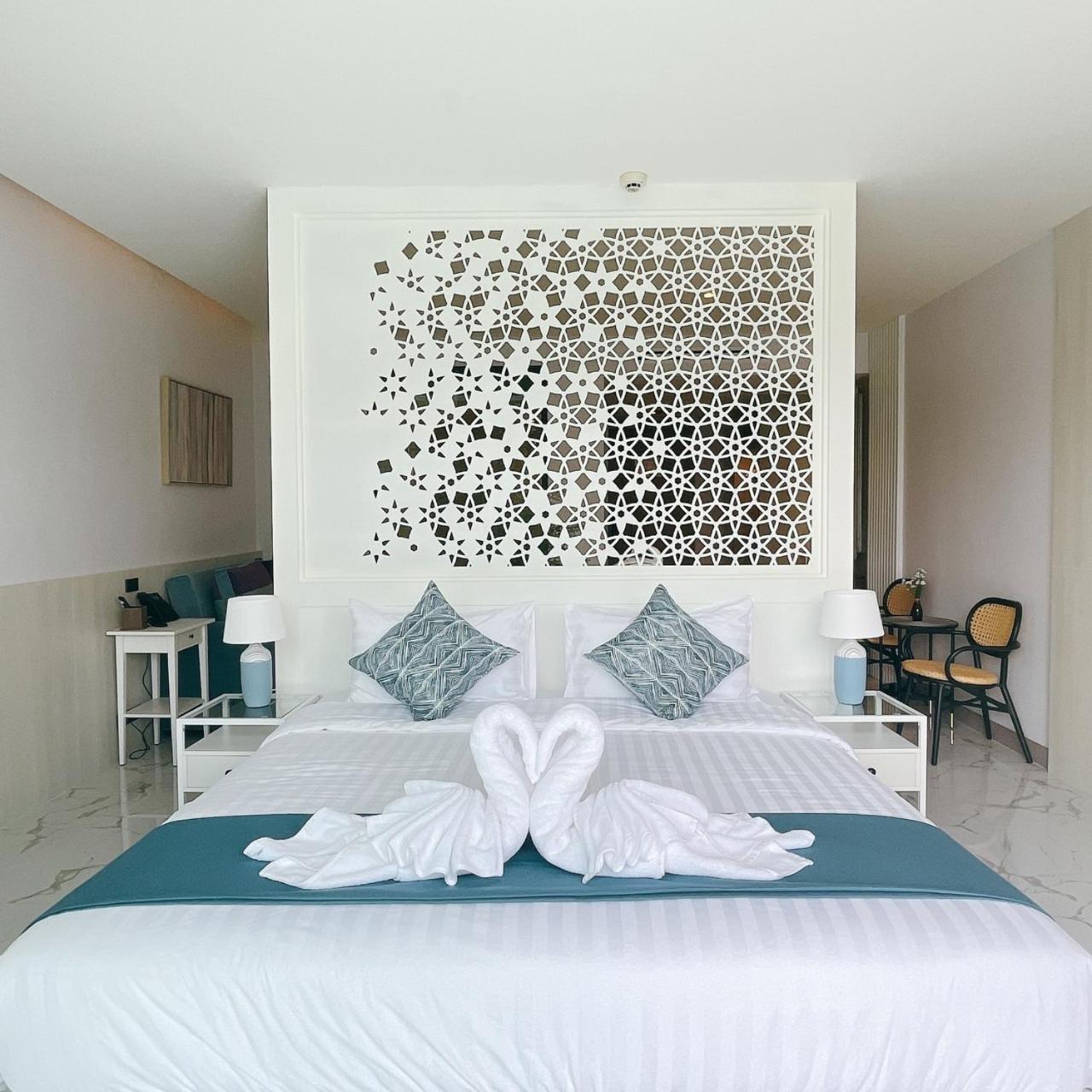 Sand Dance Hotel Prachuap Khiri Khan Dış mekan fotoğraf